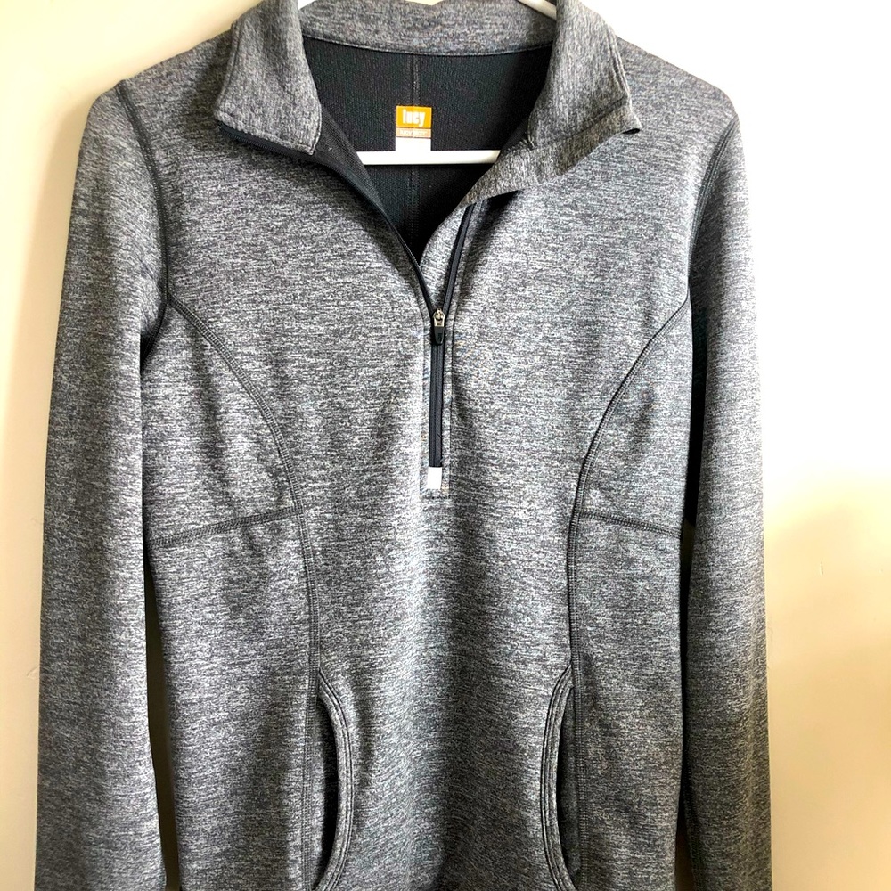 Lucy Activewear Pullover